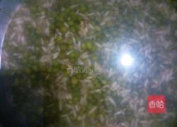 小米绿豆粥的做法图解3