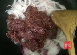 洋葱炒牛肉的做法图解5