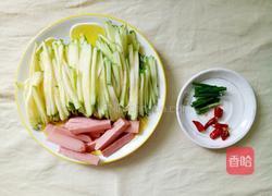小瓜火腿肠的做法图解2