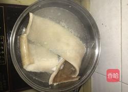 自制肉皮冻的做法图解1