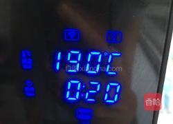 培根火腿虾仁披萨（简易版）的做法图解8