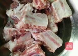 糖醋排骨的做法图解1