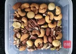 坚果酸奶冰的做法图解1