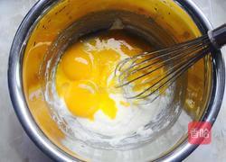 抹茶旋风蛋糕卷的做法图解7