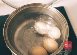 凉拌鸡蛋的做法图解1