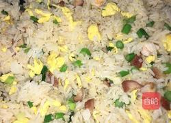 虾仁叉烧菜心蛋炒饭的做法图解4