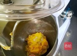 超详细蔓越莓椰蓉花朵面包的做法图解3