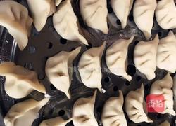 虾仁水饺的做法图解2