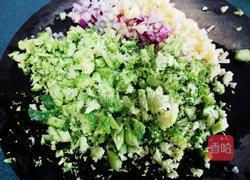 奶油西兰花浓汤的做法图解3