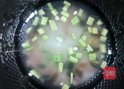 黄瓜皮蛋瘦肉粥的做法图解3
