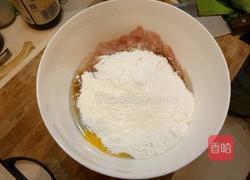 丝瓜烩滑肉的做法图解2