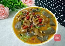 血旺肥肠的做法图解1