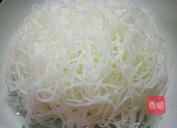 家常炒米粉的做法图解1