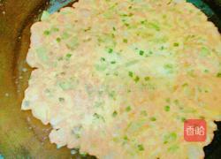 凉瓜鱼肉肠煎蛋角的做法图解5