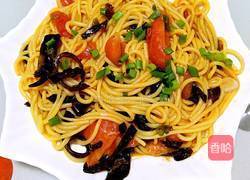 番茄黄金炒面的做法图解8