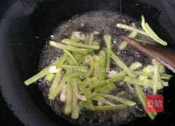 茼蒿豆腐的做法图解4