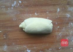 浪漫情怀必做的玫瑰花面包的做法图解3