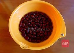 小枣糯米三角粽的做法图解2