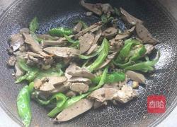 青椒炒鸭肝的做法图解7
