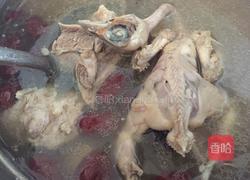 鸽子骨头汤的做法图解5