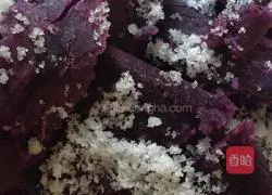 Illustration of how to make baked purple potato cakes 2