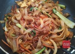 三鲜炒河粉的做法图解13
