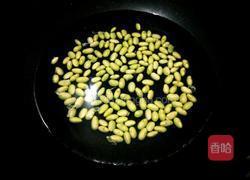 毛豆炒鸡蛋的做法图解4