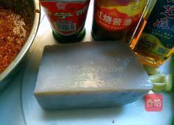 凉拌麻辣凉粉的做法图解1