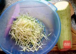 南瓜西葫芦肉包的做法图解5