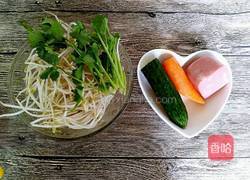 凉拌绿豆芽的做法图解1