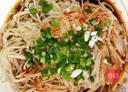 酸辣金针菇的做法图解6