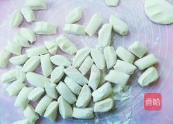 电饼铛 锅贴的做法图解7