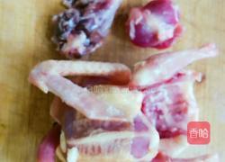 冬瓜乳鸽汤的做法图解1