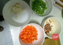 虾仁青豆营养粥的做法图解2