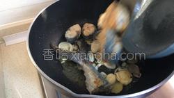 红烧鲅鱼蒜薹的做法图解8