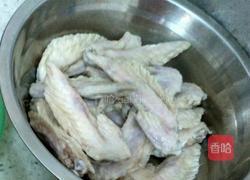 土豆闷鸡翅尖的做法图解3