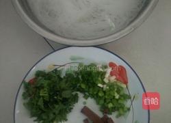 鸭血粉丝汤的做法图解2