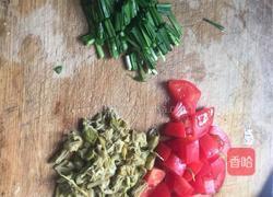 河虾番茄笋干面的做法图解1