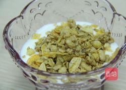 高颜值酸奶水果杯的做法图解3