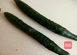 黄瓜拌麻酱的做法图解1