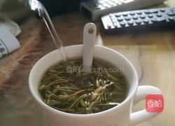 金银花茶的做法图解2