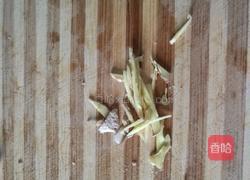 豌豆虾仁炒口蘑的做法图解5