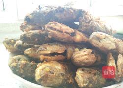 干炸小鲫鱼的做法图解4