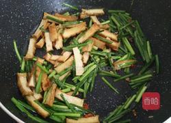 韭菜炒香干的做法图解9