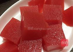 西瓜汁果冻的做法图解1