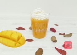 芒果绿茶奶盖和草莓牛奶奶盖的做法图解3