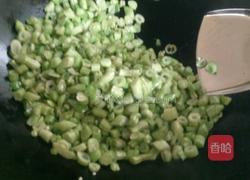 四季豆焖饭的做法图解3