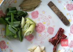 脊骨炖豆角的做法图解2