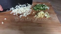 毛豆冬菇鸡丁的做法图解13