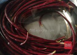 五花肉炒紫豇豆的做法图解2